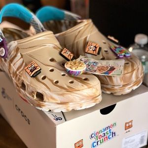 Crocs Cinnamon Toast Crunch All-Terrain Clog Size 11M